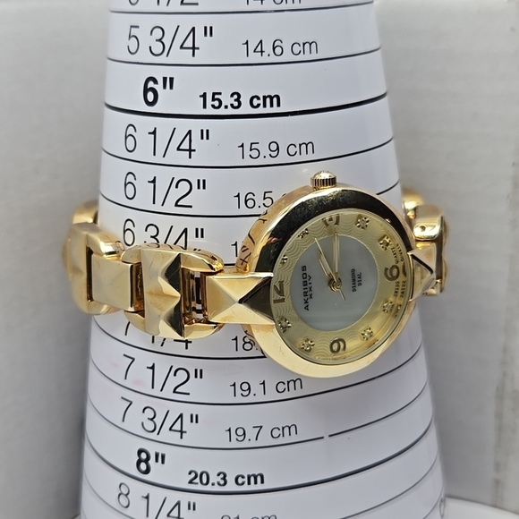 Womens Akribos XXIV Diamond Dial Quartz Gold Tone Watch New Battery AK755YG